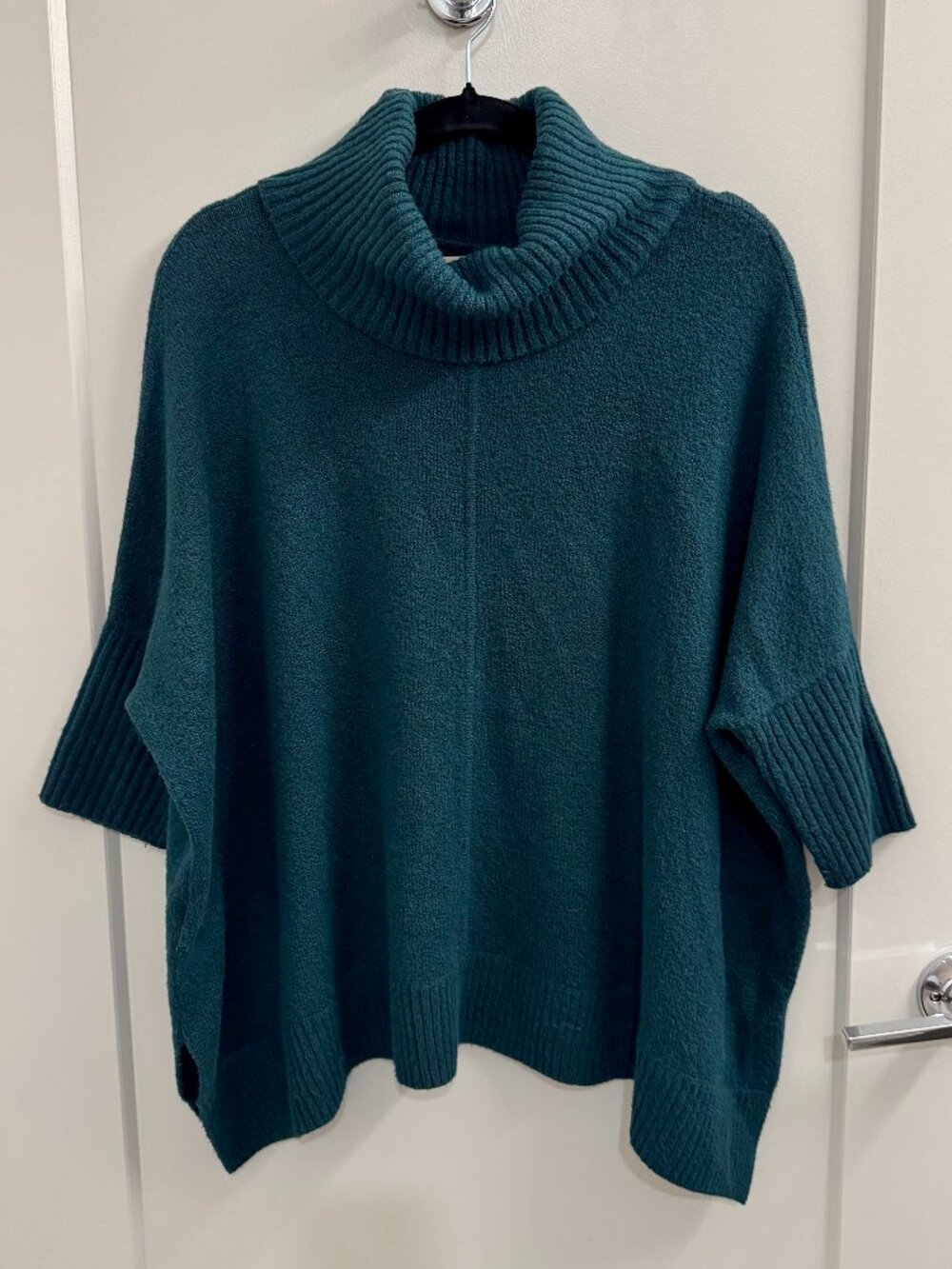 Women's Size Small Petite LOFT Green/Blue Turtleneck Elbow Sleeve Cowl Sweater